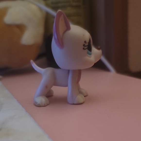Littlest Pet Shop White & Lavender Puppy Figure - Picture 5 of 6